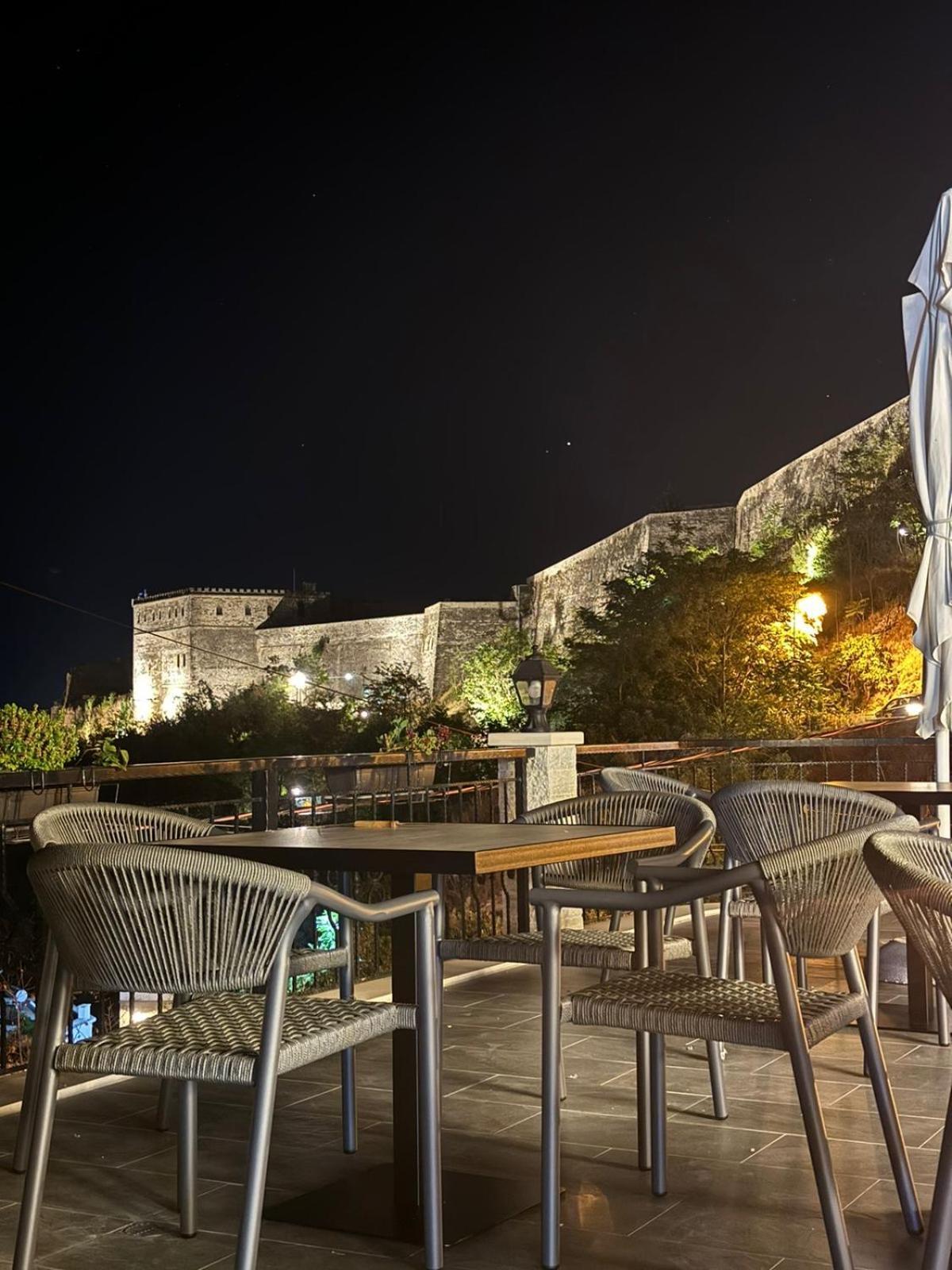 Hotel With Castle View Gjirokaster Exterior photo